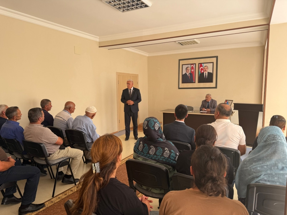 Milli Məclisin deputatı Vüqar Rəhimzadə Culfada seçiciləri ilə növbəti görüşünü keçirib<font color=red> - FOTOLAR</font>