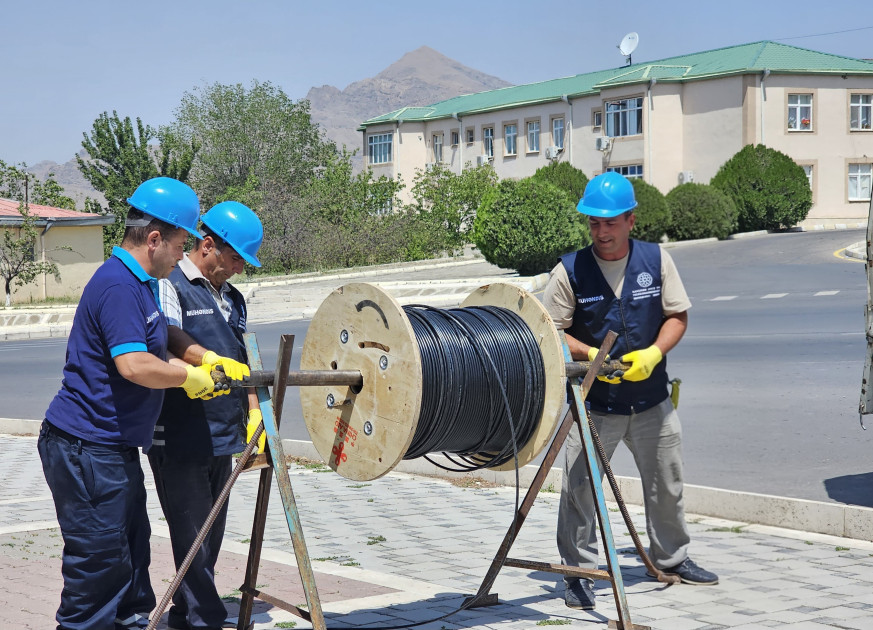 Naxçıvanda GPON texnologiyası əsasında fiber-optik şəbəkə qurulur<font color=red> - FOTOLAR</font>