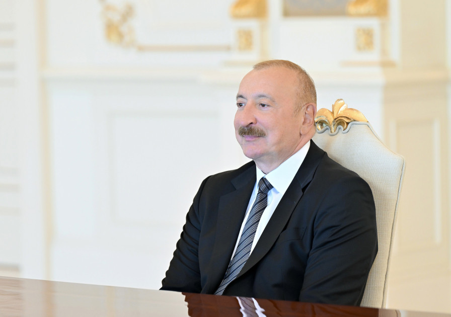 Prezident İlham Əliyev Dünya Güləş Birliyinin prezidentini qəbul edib<font color=red> - FOTOLAR</font>