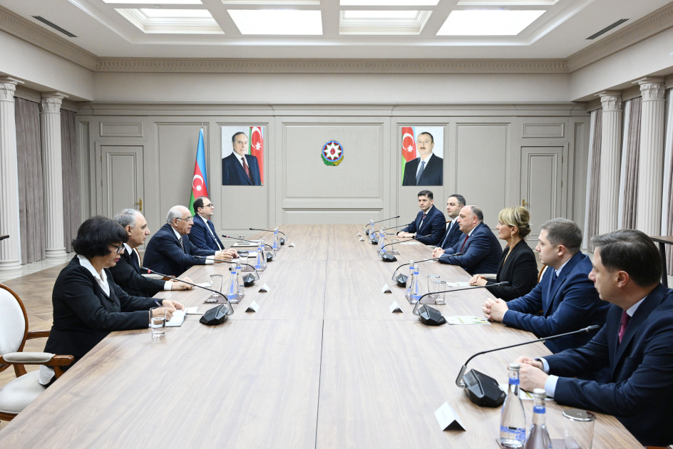 Baş nazir Əli Əsədov Gürcüstanın Baş prokuroru ilə görüşüb<font color=red> - FOTOLAR</font>