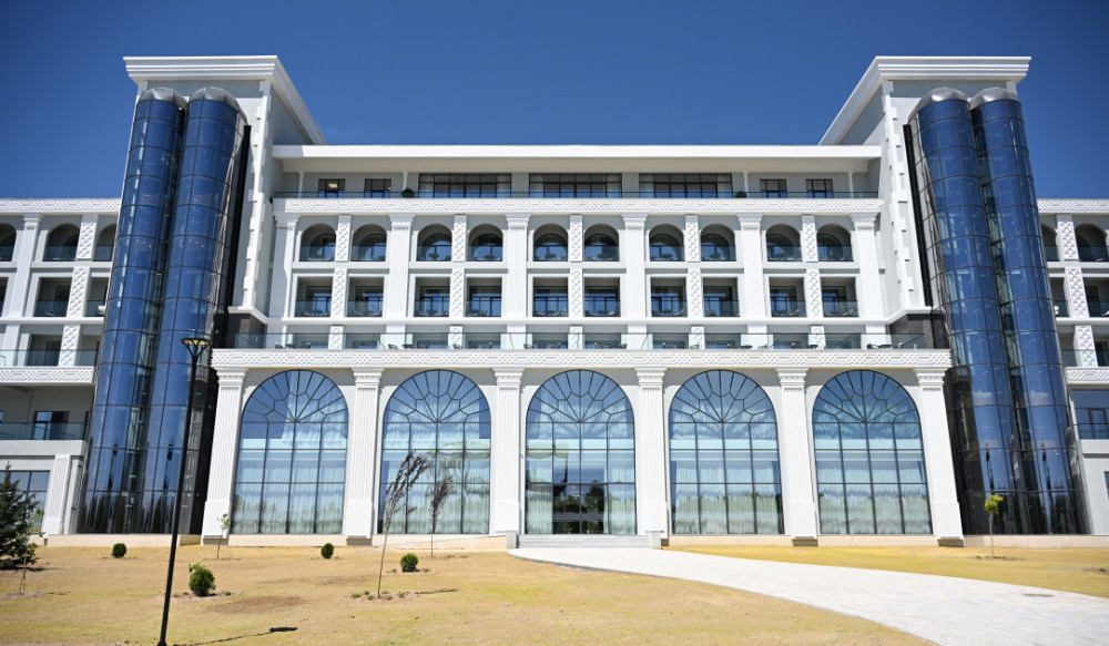 İssık-Kul gölünün sahilində “Baku Resort & Spa” mehmanxanasının açılışı olub<font color='red'> - YENİLƏNİB</font><font color=red> - FOTOLAR</font>