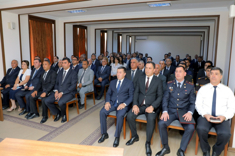 Naxçıvan şəhərinə, Ordubad və Culfa rayonlarına yeni təyin olunmuş icra hakimiyyəti başçıları kollektivlərə təqdim ediliblər<font color=red> - FOTOLAR</font>