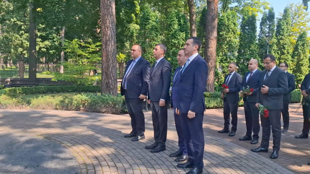 Azərbaycanın xarici işlər naziri İrpen şəhərində olub <font color=red> - FOTOLAR</font>