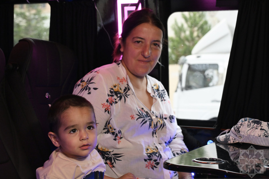 Şuşanın Kiçik Qaladərəsi, Xocavəndin Quzeyxırman və Güneyxırman kəndlərinə köç karvanları yola salınıb<font color=red> - FOTOLAR</font>