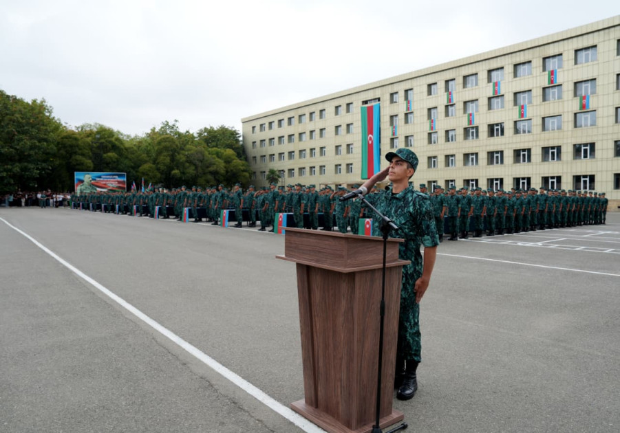 DSX-nın birləşmə və hərbi hissələrində gənc əsgərlərin andiçmə mərasimi keçirilib<font color=red> - FOTOLAR</font>