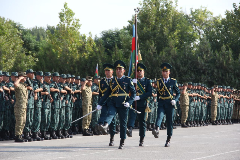DSX-nın birləşmə və hərbi hissələrində gənc əsgərlərin andiçmə mərasimi keçirilib<font color=red> - FOTOLAR</font>