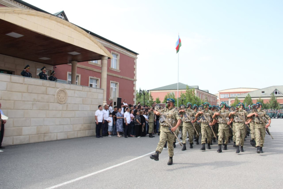 DSX-nın birləşmə və hərbi hissələrində gənc əsgərlərin andiçmə mərasimi keçirilib<font color=red> - FOTOLAR</font>