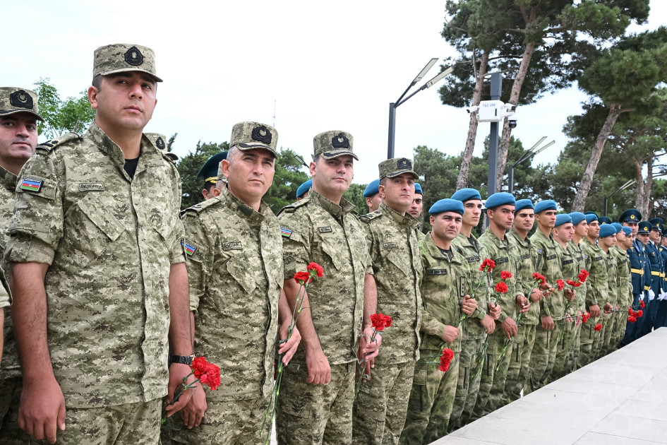 General-mayor Abbasəli Novruzov Hərbi Memorial Məzarlıqda torpağa tapşırılıb<font color=red> - FOTOLAR</font>