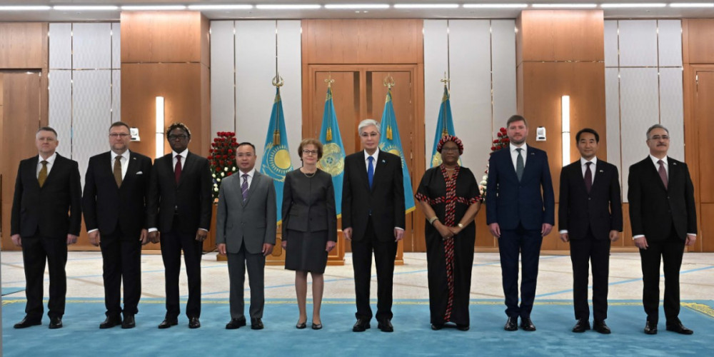 Azərbaycan səfiri etimadnaməsini Qazaxıstan Prezidentinə təqdim edib<font color=red> - FOTOLAR</font>