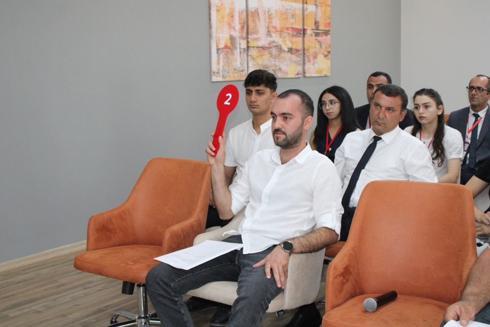 Ordubad rayonunda yerləşən “Kotam” qırmadaş yatağı üzrə hərrac keçirilib<font color=red> - FOTOLAR</font>