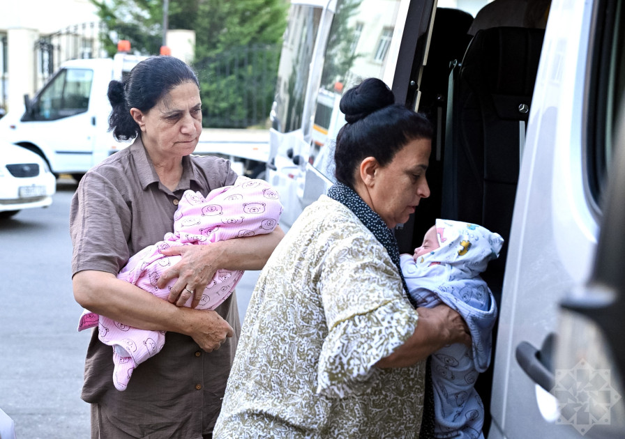 Böyük Qayıdış: Xankəndi, Xocalı və Ağdərəyə növbəti köç karvanları yola salınıb<font color=red> - FOTOLAR</font>