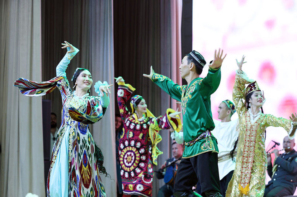 Azərbaycan və Özbəkistan Müdafiə nazirlikləri arasında təcrübə mübadiləsi üzrə işçi görüş olub<font color=red> - FOTOLAR</font>