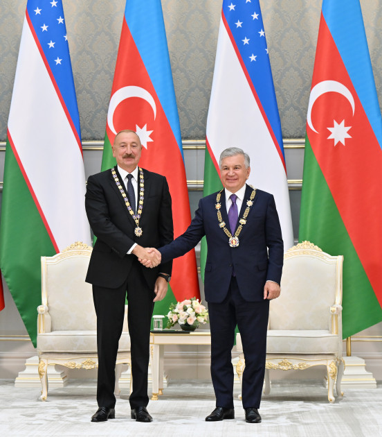 Daşkənddə Azərbaycan və Özbəkistan prezidentlərinin təltifolunma mərasimi keçirilib<font color=red> - FOTOLAR</font>