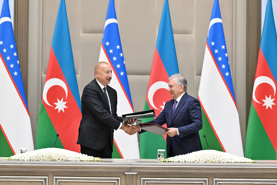 Daşkənddə Azərbaycan-Özbəkistan sənədlərinin imzalanması və mübadiləsi mərasimi olub <font color=red> - FOTOLAR</font>