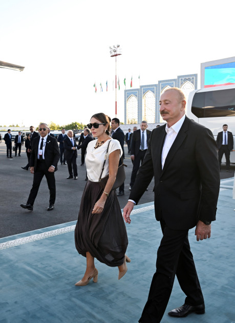 Prezident İlham Əliyevin Özbəkistana dövlət səfəri başa çatıb<font color=red> - FOTOLAR</font>