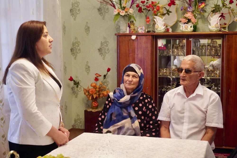 Naxçıvanda uzunömürlü və nümunəvi ailələrlə görüşlər davam edir<font color=red> - FOTOLAR</font>