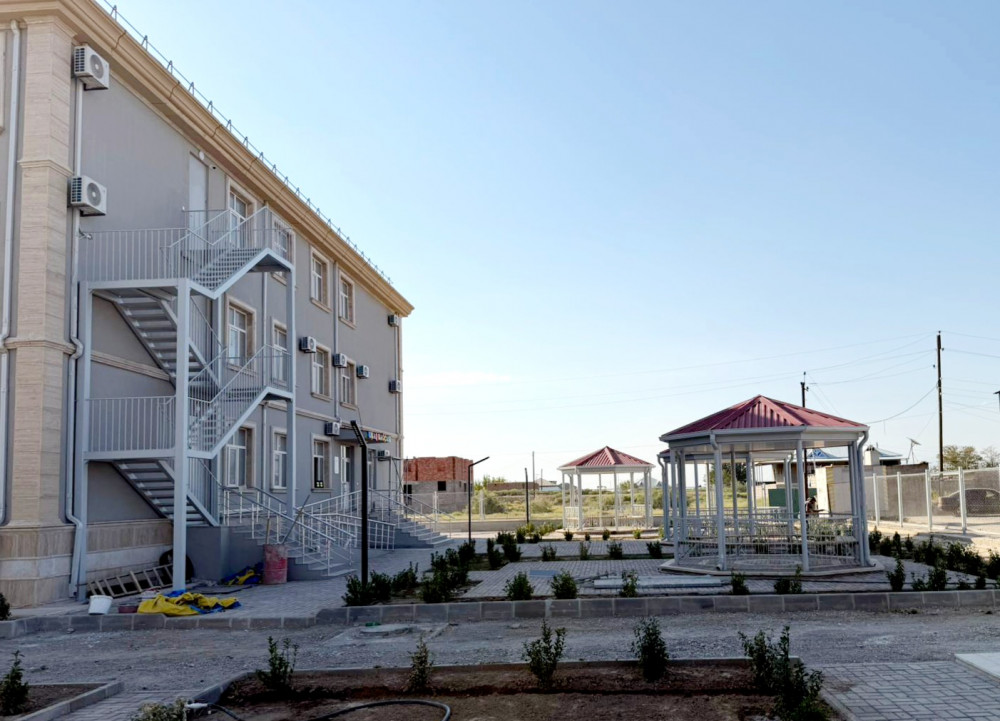 Naxçıvanda 3 təhsil müəssisəsində tikinti və təmir işləri yekunlaşır<font color=red> - FOTOLAR</font>