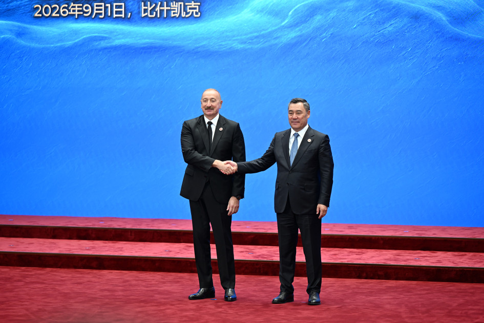 Prezident İlham Əliyev “ŞƏT plyus” formatında görüşdə çıxış edir<font color='red'> - YENİLƏNİB</font><font color=red> - FOTOLAR</font>