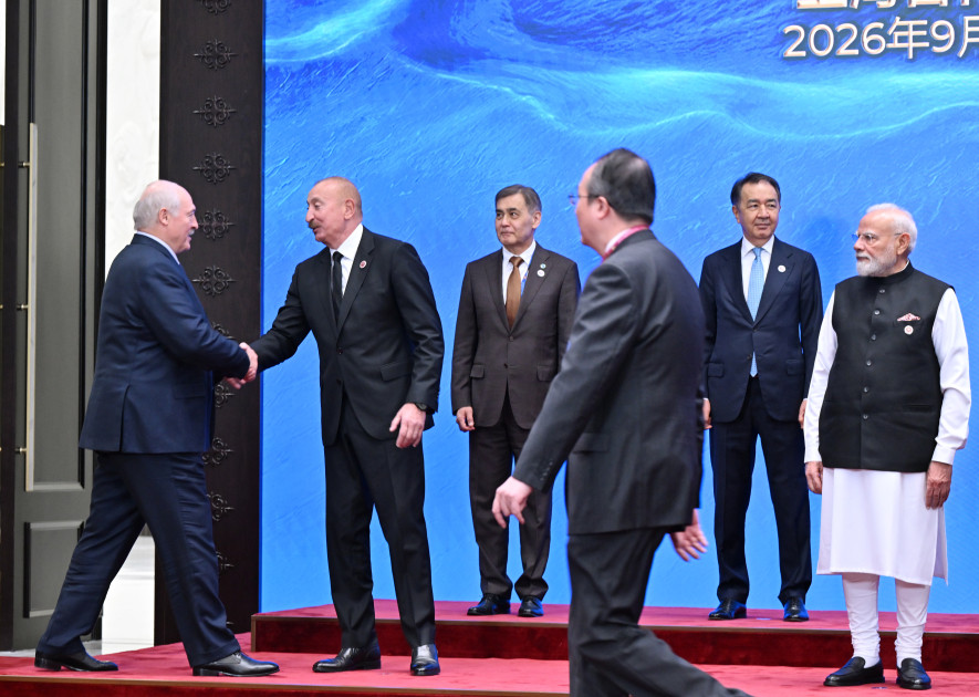 Prezident İlham Əliyev “ŞƏT plyus” formatında görüşdə çıxış edir<font color='red'> - YENİLƏNİB</font><font color=red> - FOTOLAR</font>