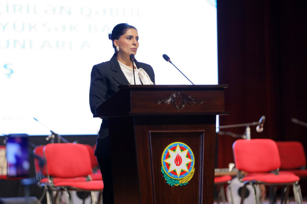 Naxçıvanda qəbul imtahanlarında yüksək nəticə göstərmiş məzunlarla görüş keçirilib<font color=red> - FOTOLAR</font>