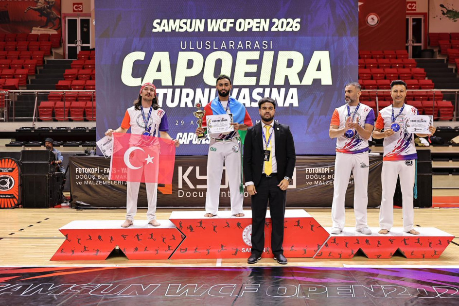 Azərbaycan kapoeyraçıları Türkiyədəki beynəlxalq turnirdə uğur qazanıblar<font color=red> - FOTOLAR</font>