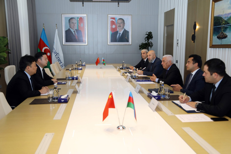“AzərEnerji” Çin şirkəti ilə əməkdaşlığın genişləndirilməsi imkanlarını dəyərləndirib<font color=red> - FOTOLAR</font>