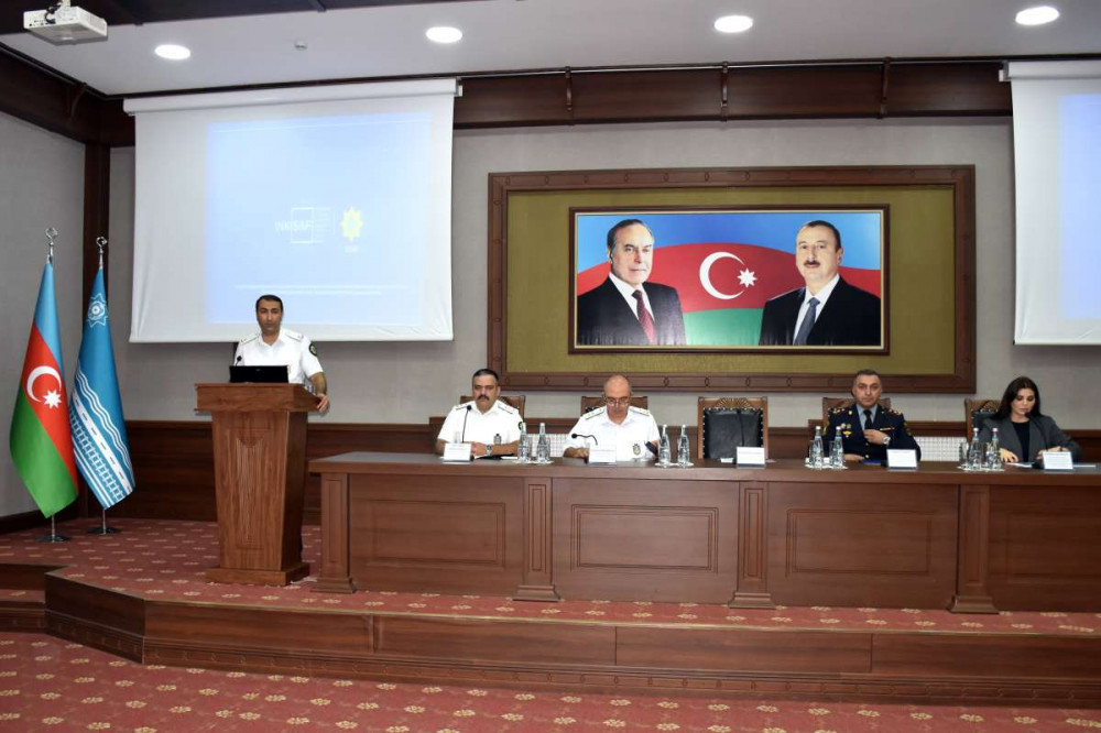 Naxçıvan Baş Gömrük İdarəsində təlim keçirilib<font color=red> - FOTOLAR</font>