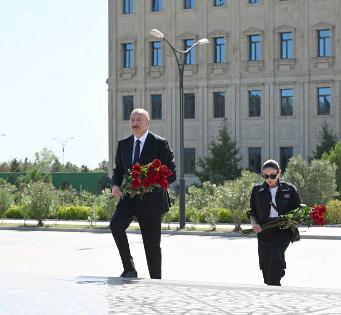 Prezident İlham Əliyev Hərbi Dəniz Qüvvələrində olub<font color=red> - FOTOLAR</font>