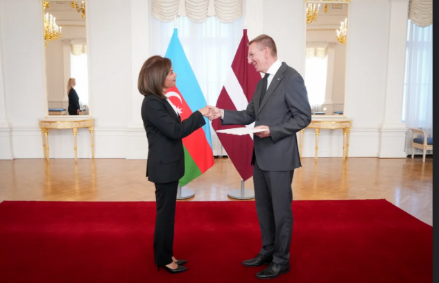 Nərminə Mustafayeva etimadnaməsini Latviya Prezidentinə təqdim edib<font color=red> - FOTOLAR</font>