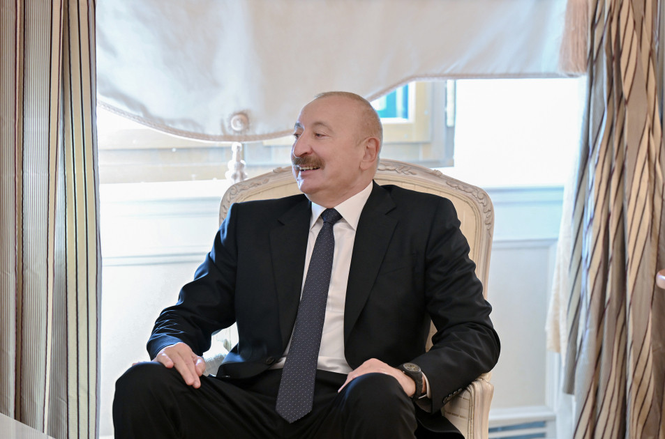 Prezident İlham Əliyev Müsəlman Ağsaqqalları Şurasının baş katibini qəbul edib<font color=red> - FOTOLAR</font>