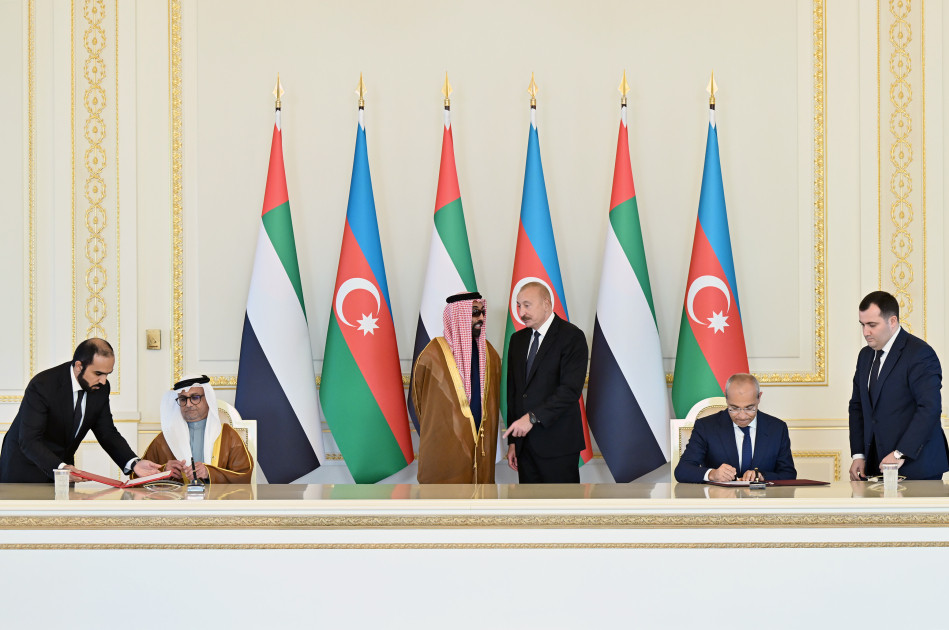 Prezident İlham Əliyev Birləşmiş Ərəb Əmirliklərinin milli təhlükəsizlik müşavirini qəbul edib<font color=red> - FOTOLAR</font>