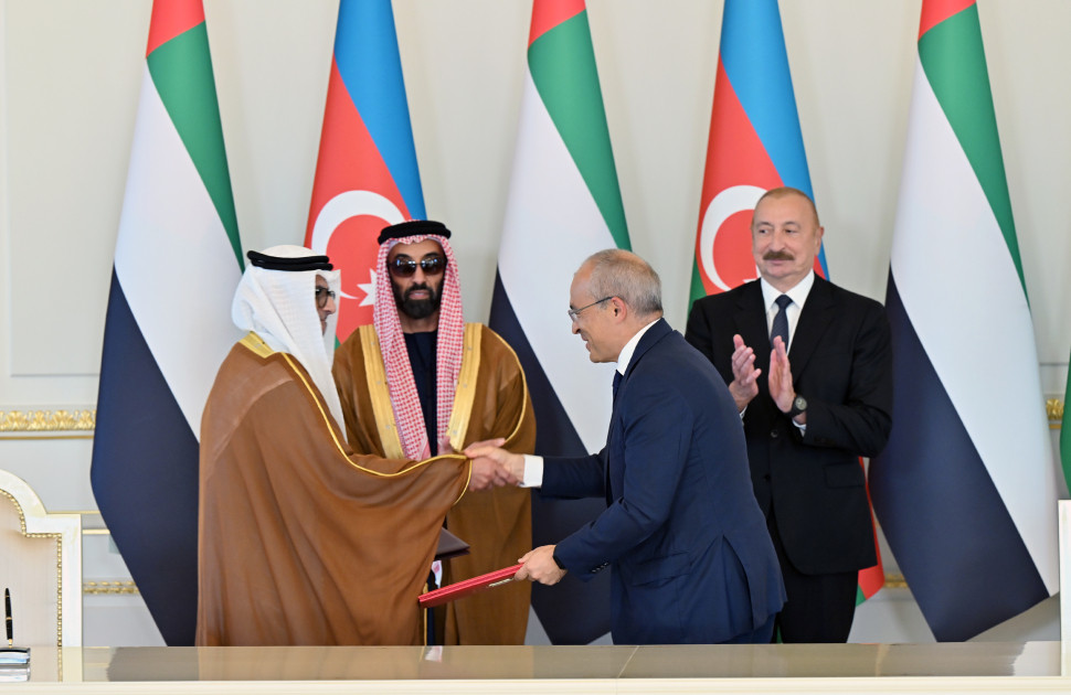Prezident İlham Əliyev Birləşmiş Ərəb Əmirliklərinin milli təhlükəsizlik müşavirini qəbul edib<font color=red> - FOTOLAR</font>