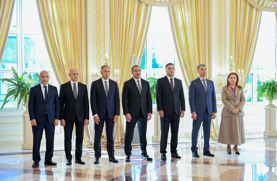 Prezident İlham Əliyev Birləşmiş Ərəb Əmirliklərinin milli təhlükəsizlik müşavirini qəbul edib<font color=red> - FOTOLAR</font>