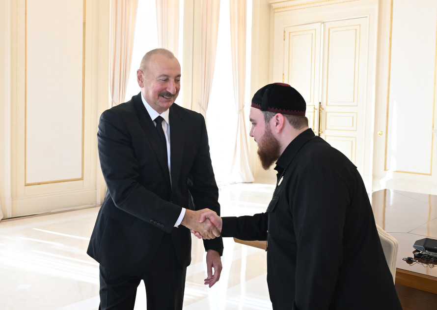 İlham Əliyev Bakıda keçirilən beynəlxalq konfransların iştirakçılarını qəbul edib<font color='red'> - YENİLƏNİB</font><font color=red> - FOTOLAR</font>