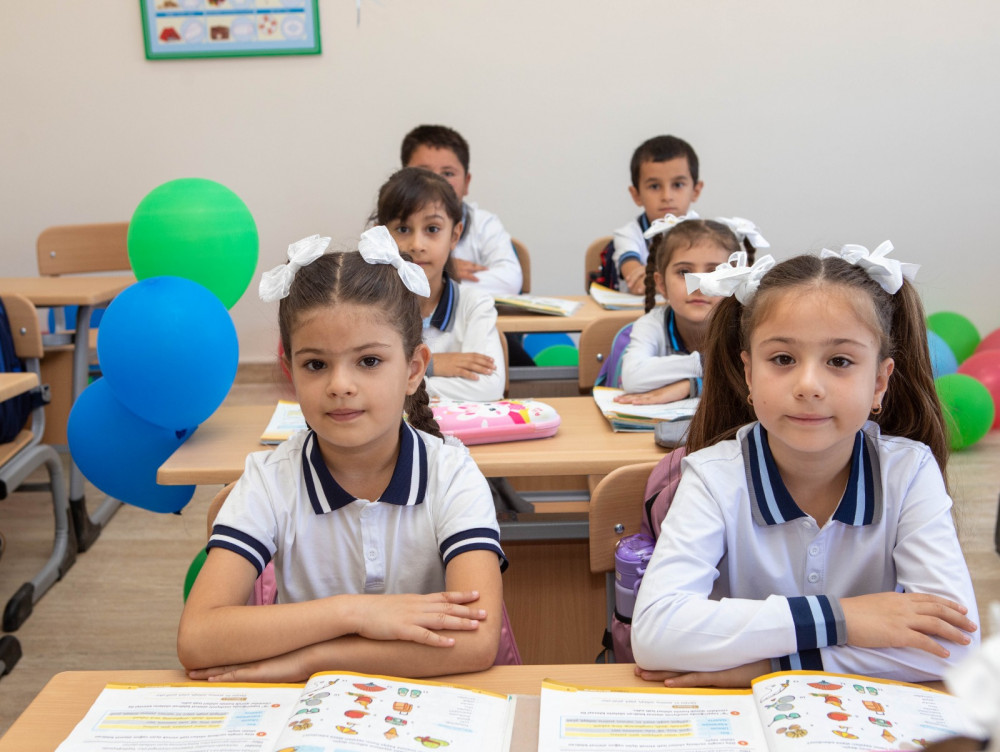 Naxçıvanda Bilik Günündə Nehrəm qəsəbə 3 nömrəli tam orta məktəbi istifadəyə verilib<font color=red> - FOTOLAR</font>