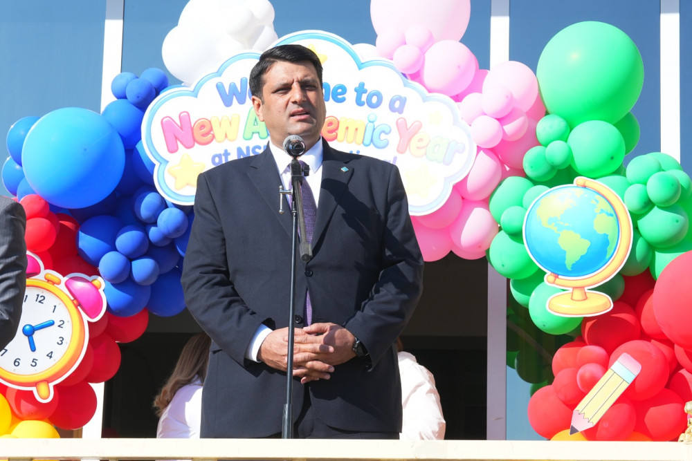 NDU-nun Beynəlxalq Məktəbində yeni tədris ilinin ilk zəngi çalınıb<font color=red> - FOTOLAR</font>
