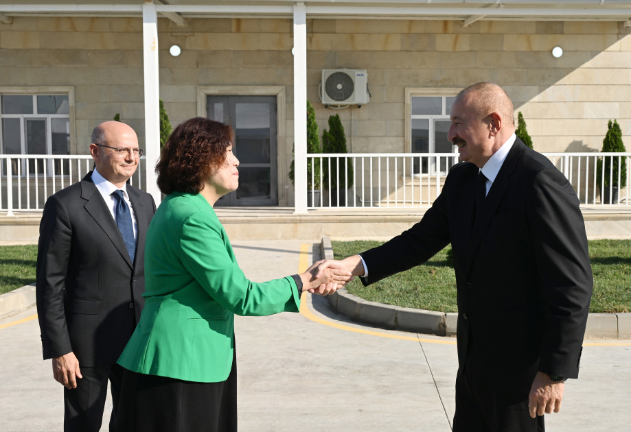 Prezident İlham Əliyev “Qobustan” Günəş Elektrik Stansiyasının açılışında iştirak edib<font color=red> - FOTOLAR</font>