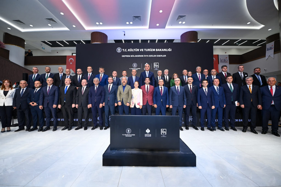 Türkiyədə zəlzələ bölgələrində mədəni irs obyektlərinin bərpasına 700 milyon dollaradək vəsait xərclənəcək<font color=red> - FOTOLAR</font>