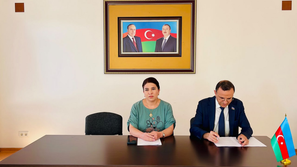 Naxçıvan Şəhər Poliklinikasında “Sülh, sağlamlıq və insan hüquqları” mövzusunda maarifləndirici tədbir keçirilib<font color=red> - FOTOLAR</font>