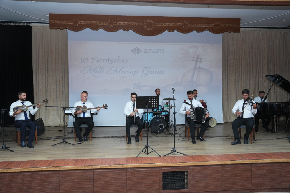 NDU-da Milli Musiqi Gününə həsr olunmuş tədbir keçirilib<font color=red> - FOTOLAR</font>
