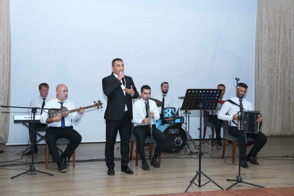NDU-da Milli Musiqi Gününə həsr olunmuş tədbir keçirilib<font color=red> - FOTOLAR</font>