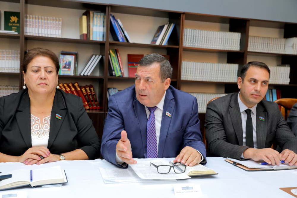 Ali Məclisin Hüquq siyasəti  komitəsinin iclası keçirilib<font color=red> - FOTOLAR</font>