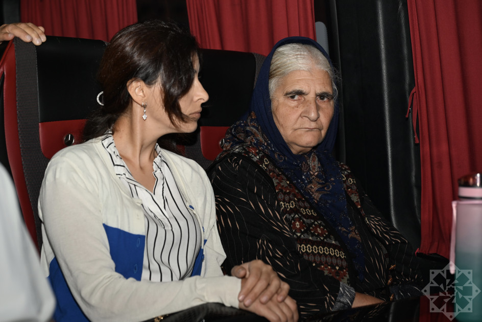 Xankəndi şəhəri və qəsəbəsinə, Xocalı, Ağdərə və Cəbrayılın kəndlərinə növbəti köç karvanları yola salınıb<font color=red> - FOTOLAR</font>