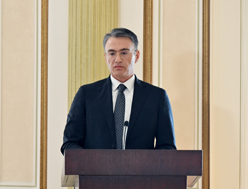 Prezident İlham Əliyevin sədrliyi ilə dağ-mədən və metallurgiya sənayesinin inkişafına dair Dövlət Proqramına həsr olunmuş müşavirə keçirilib <font color='red'> - YENİLƏNƏCƏK</font><font color=red> - FOTOLAR</font>