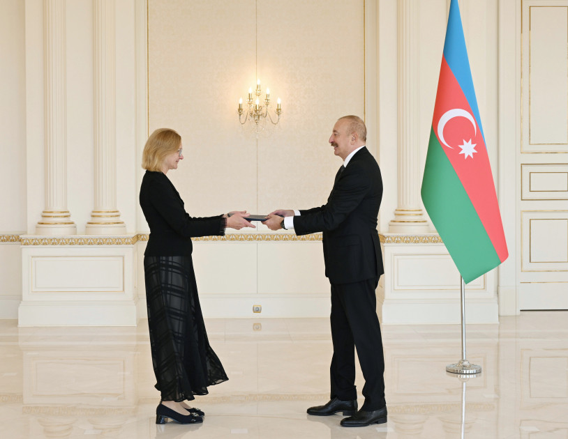 Prezident İlham Əliyev Estoniyanın Azərbaycanda yeni təyin olunmuş səfirini qəbul edib<font color=red> - FOTOLAR</font>