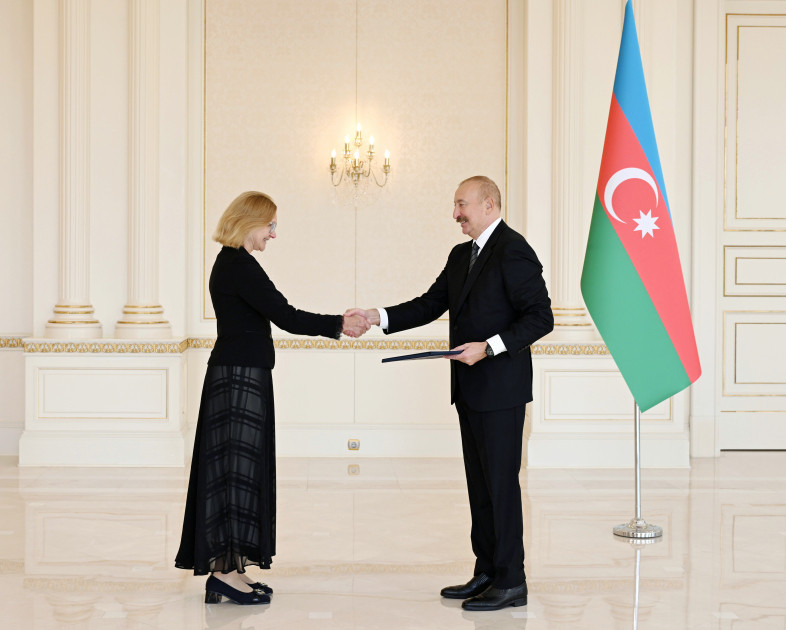 Prezident İlham Əliyev Estoniyanın Azərbaycanda yeni təyin olunmuş səfirini qəbul edib<font color=red> - FOTOLAR</font>