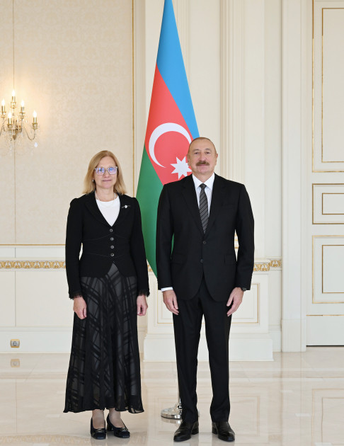 Prezident İlham Əliyev Estoniyanın Azərbaycanda yeni təyin olunmuş səfirini qəbul edib<font color=red> - FOTOLAR</font>