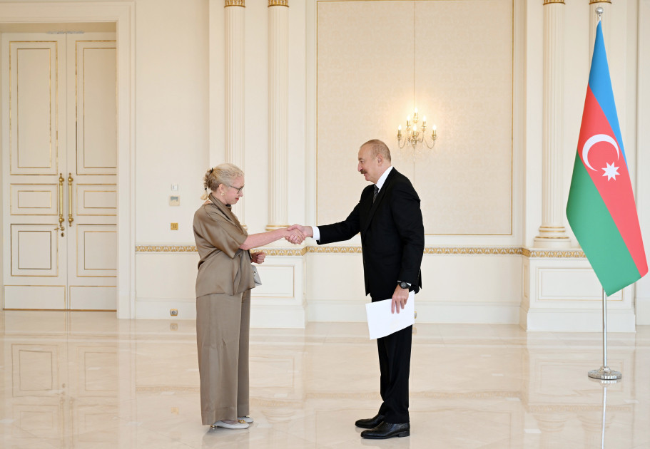 Prezident İlham Əliyev İsveçin Azərbaycanda yeni təyin olunmuş səfirini qəbul edib<font color=red> - FOTOLAR</font>