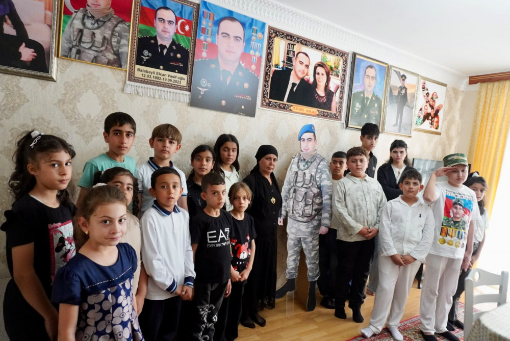 Naxçıvanda xüsusi kateqoriyadan olan uşaqlar üçün ekskursiya təşkil edilib<font color=red> - FOTOLAR</font>