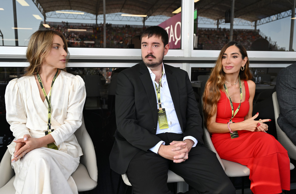 Prezident İlham Əliyev və birinci xanım Mehriban Əliyeva Formula 1 Azərbaycan Qran-Prisinin əsas yarışına baxıblar<font color=red> - FOTOLAR</font>